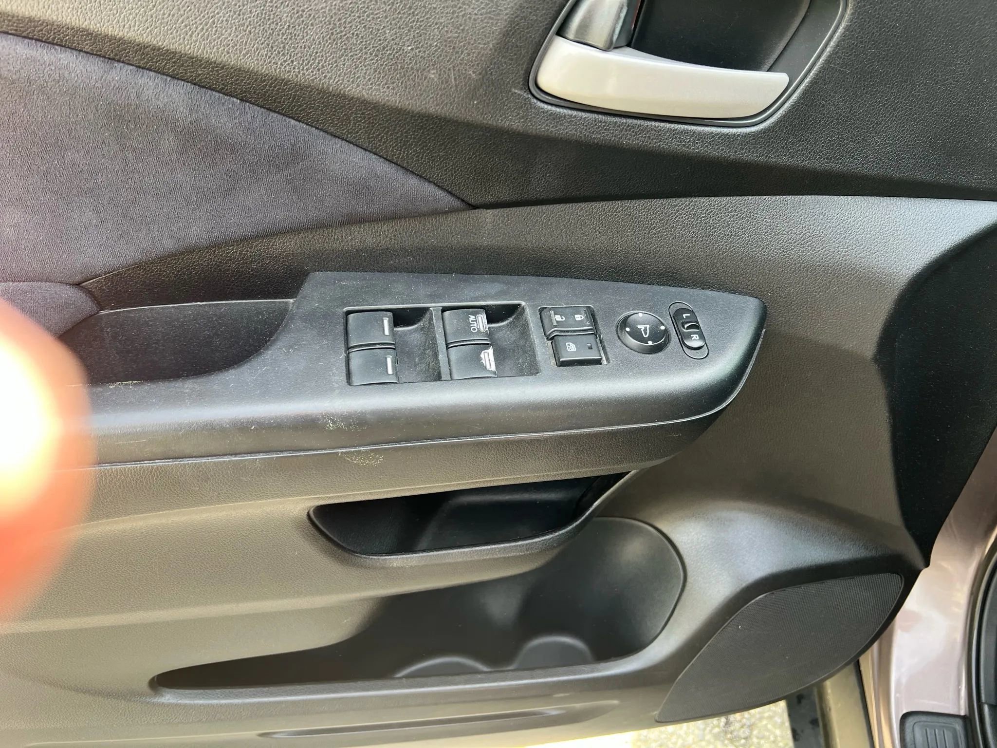 Used 2013 Honda CR-V EX image 16