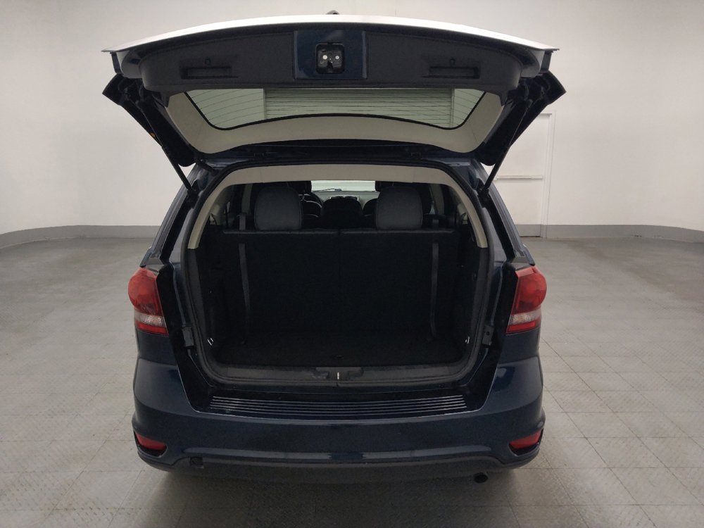 Used 2015 Dodge Journey Crossroad w/ Flexible Seating Group FWD image 29