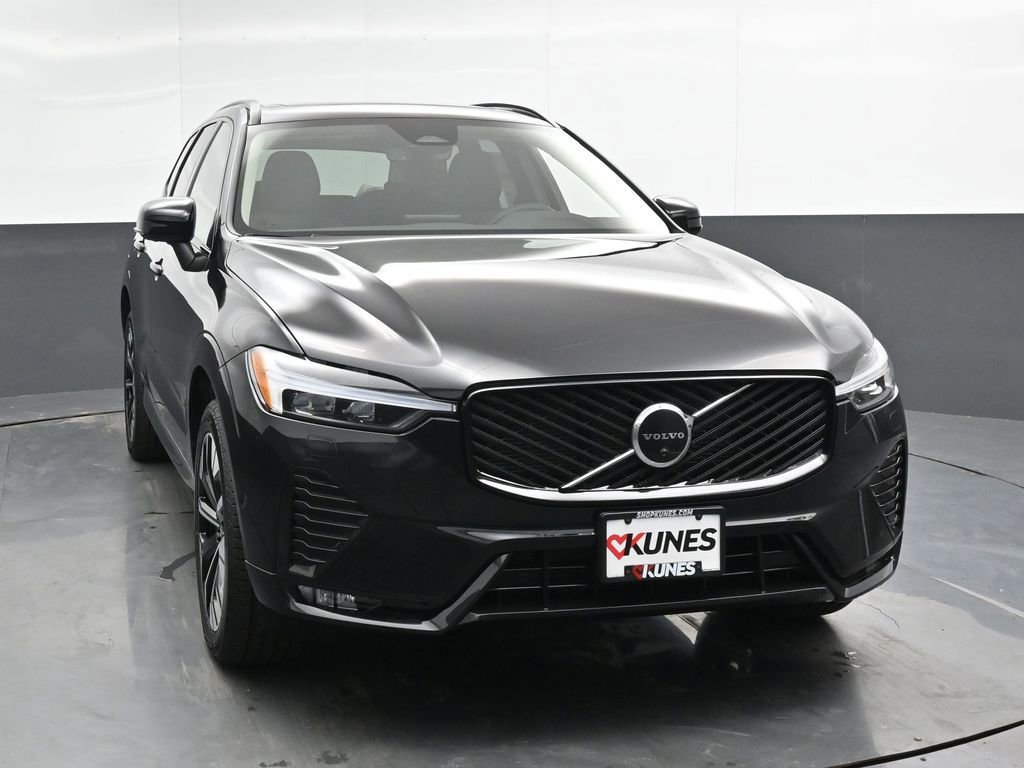 New 2026 Volvo XC60 B5 Plus w/ Protection Package Premier image 5