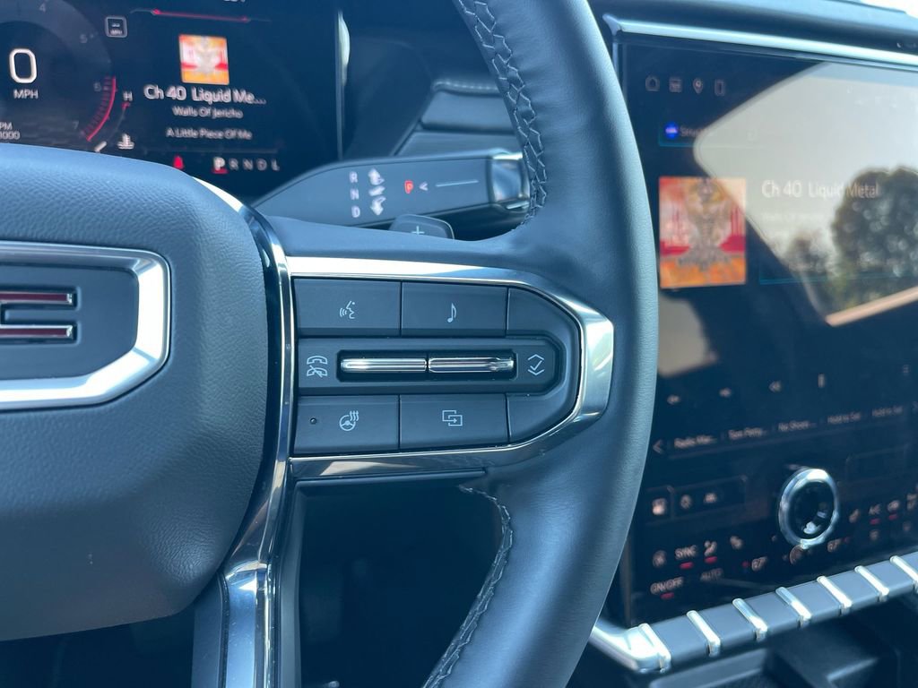 Used 2025 GMC Acadia Elevation FWD image 16