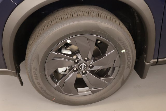 New 2026 Nissan Rogue SV AWD/4WD image 7