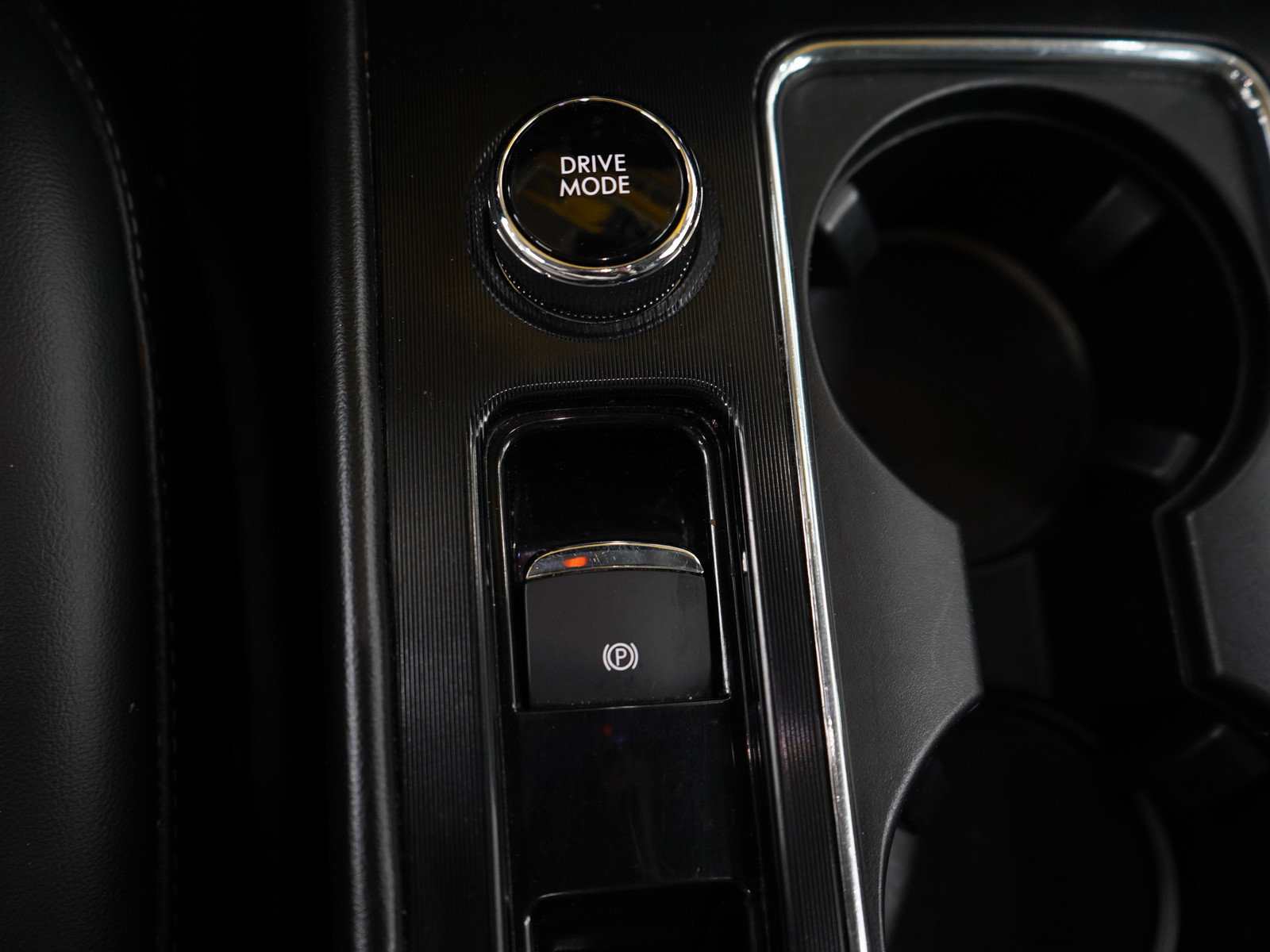 Used 2021 Lincoln Corsair AWD w/ Premium Package image 26