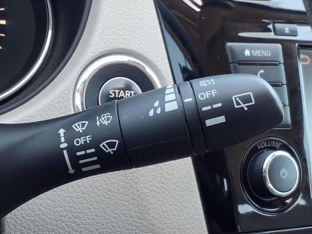 Used 2020 Nissan Rogue Sport SV image 27