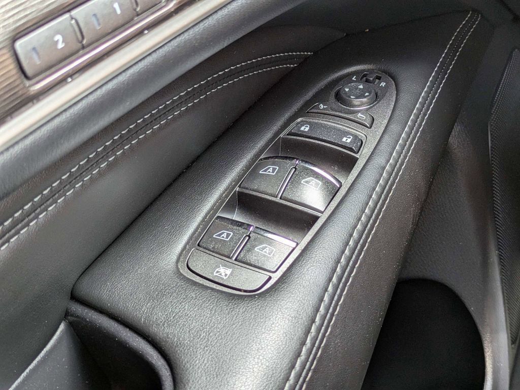 Used 2018 INFINITI QX60 FWD w/ Premium Plus Package image 27