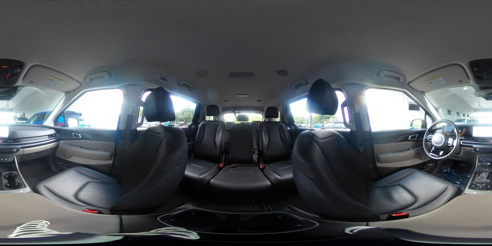 Used 2026 Kia Carnival FWD image 45