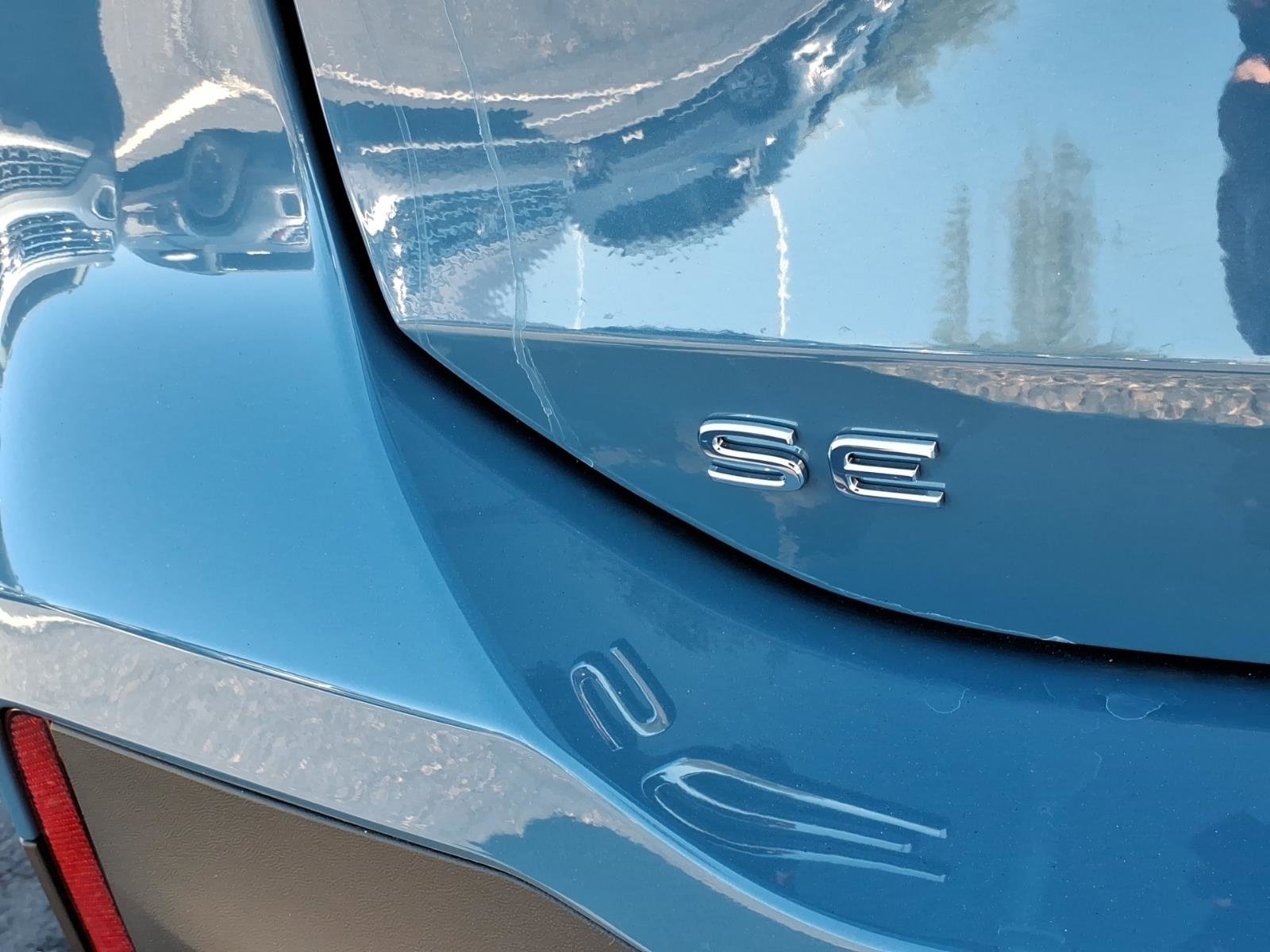 New 2026 Volkswagen Tiguan SE image 8