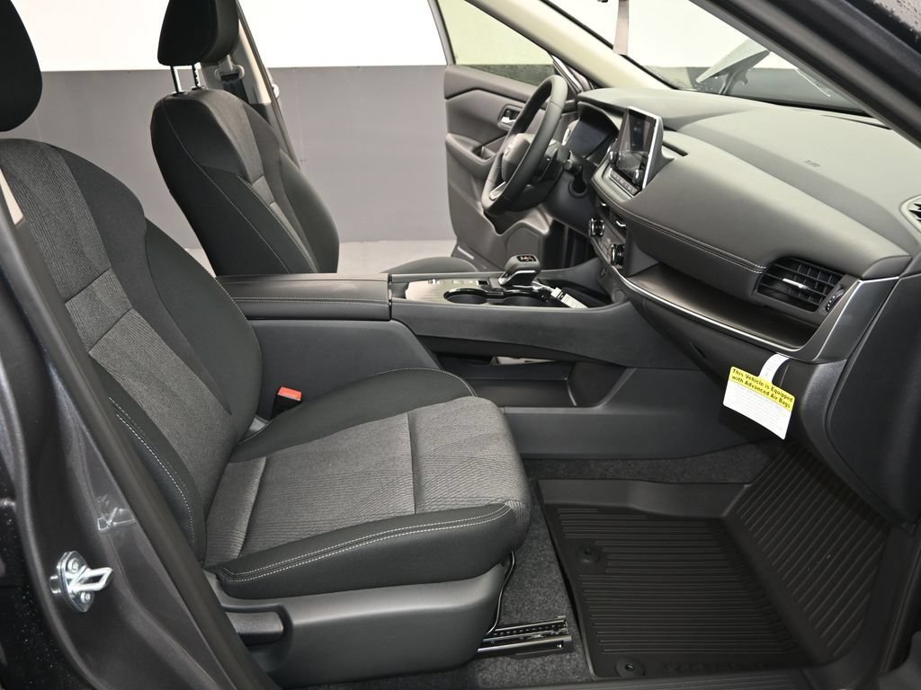 Certified 2026 Nissan Rogue SV w/ Cold Weather Package FWD image 28