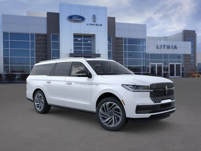 New 2026 Lincoln Navigator L Reserve AWD/4WD image 7