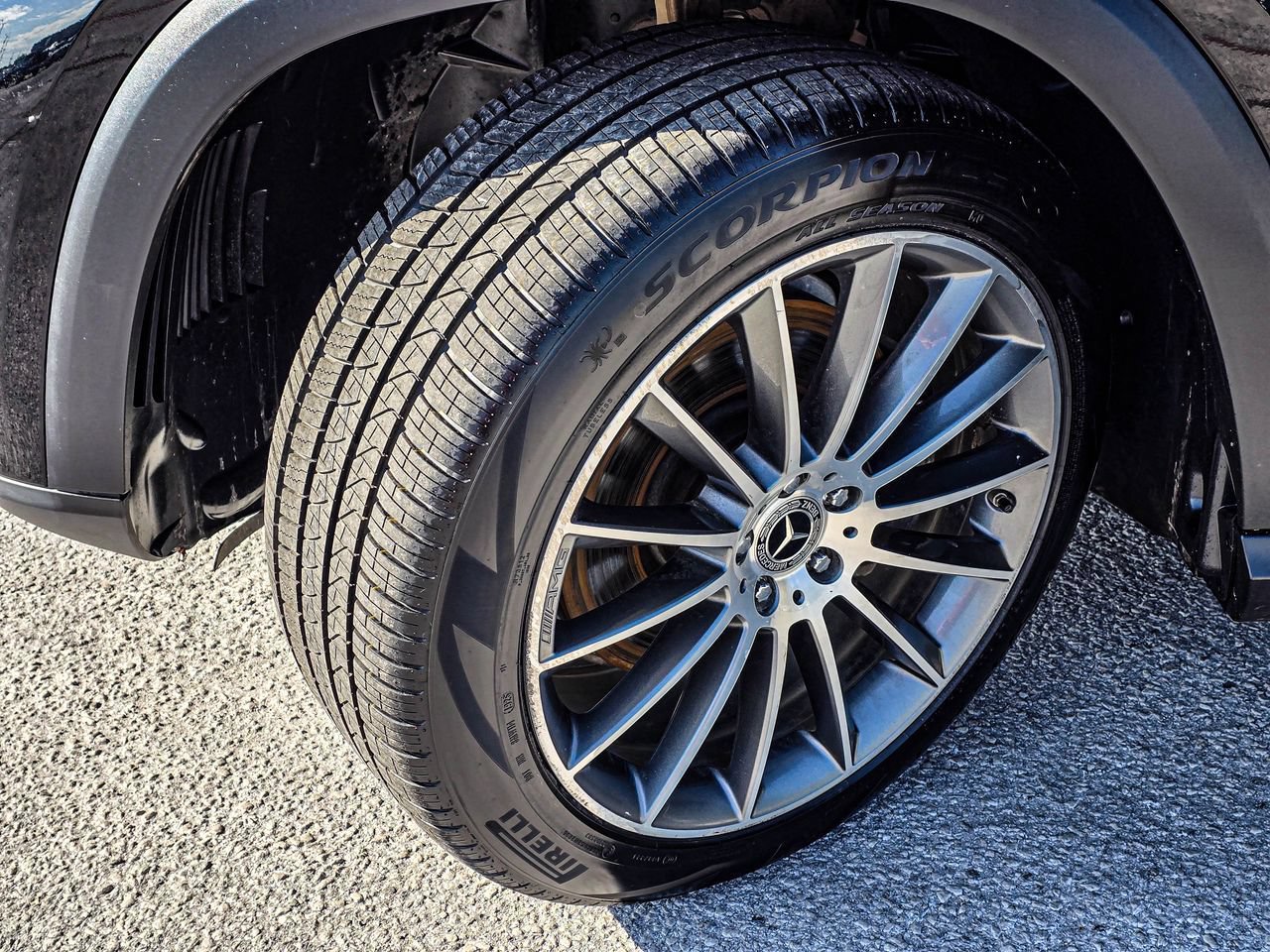 Used 2020 Mercedes-Benz GLE 450 4MATIC image 11