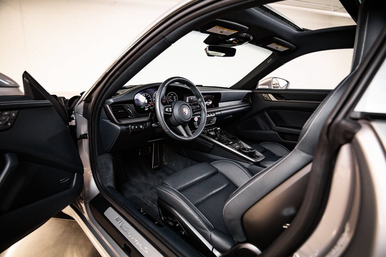 Certified 2025 Porsche 911 Carrera S RWD image 4