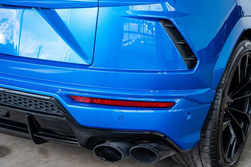 Used 2020 Lamborghini Urus image 30