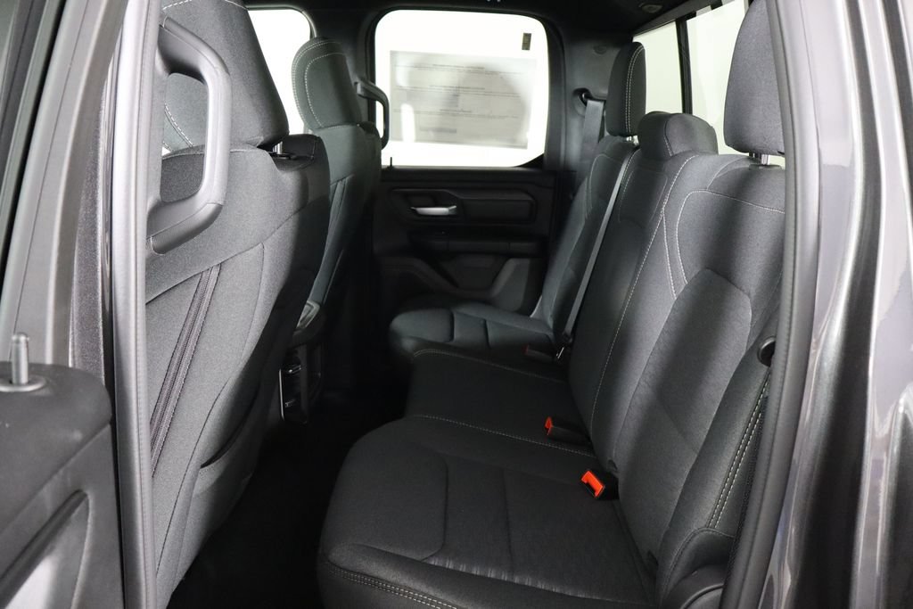 New 2026 RAM 1500 Express AWD/4WD image 15