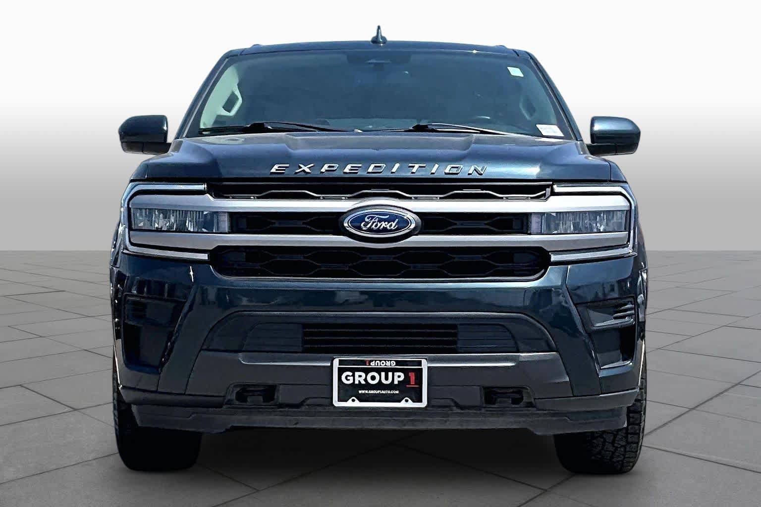 Used 2022 Ford Expedition XLT AWD/4WD image 4