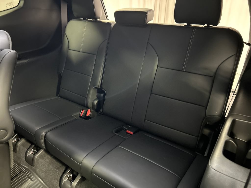 New 2026 GMC Acadia Elevation w/ Elevation Premium Package AWD/4WD image 21