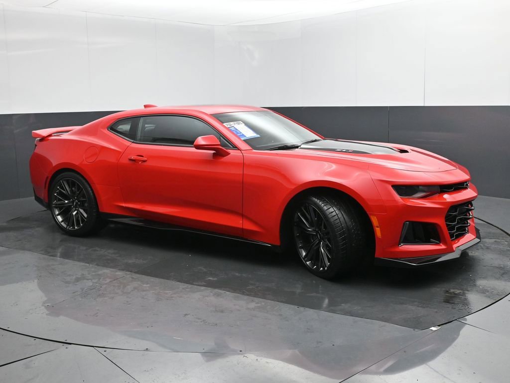 Used 2017 Chevrolet Camaro ZL1 image 7