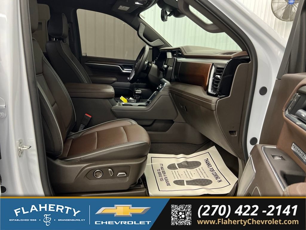 Used 2026 GMC Sierra 1500 Denali AWD/4WD image 15