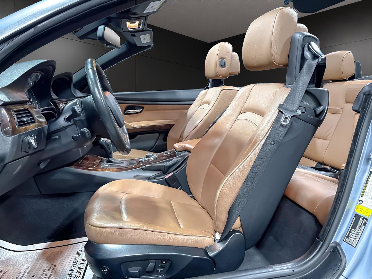 Used 2013 BMW 328i Convertible image 10