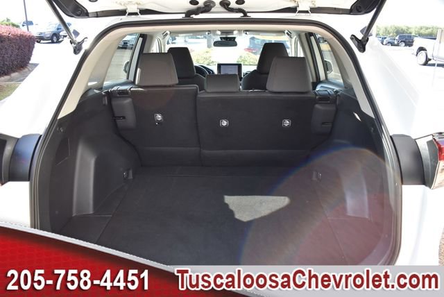 Used 2024 Toyota RAV4 XLE FWD image 8