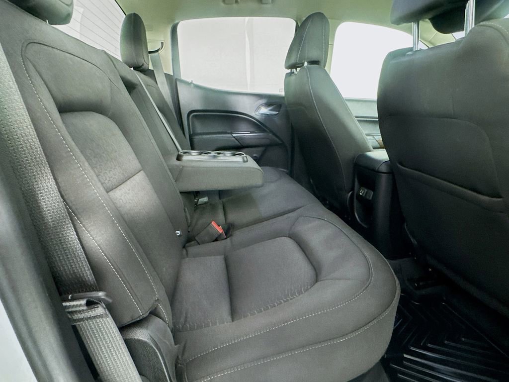 Used 2020 GMC Canyon SLE image 32