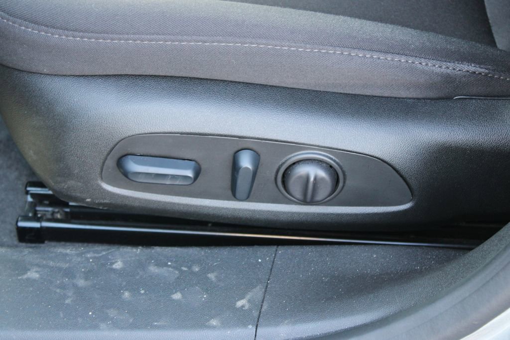 Used 2024 Chevrolet Malibu LT image 14