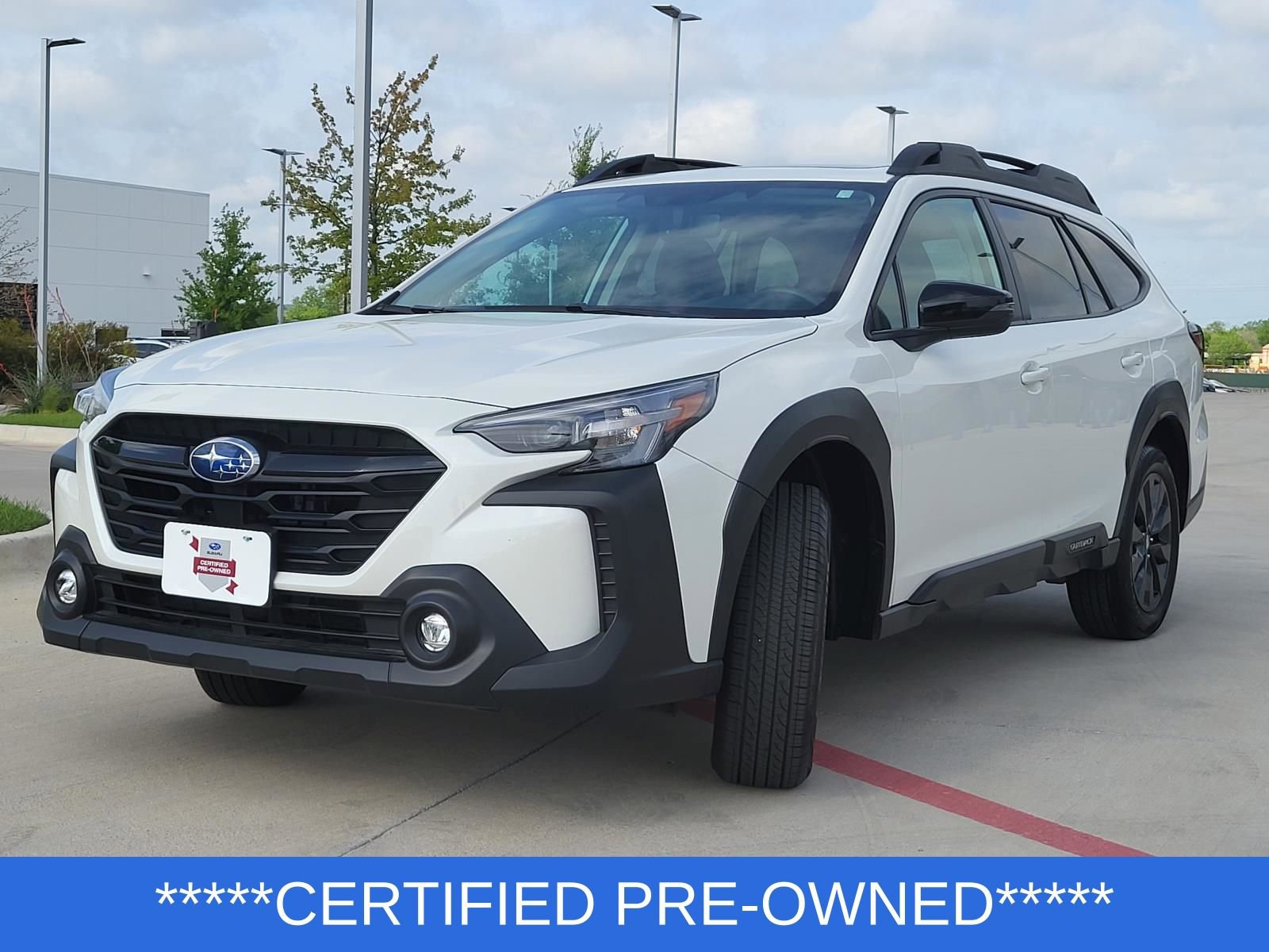 Certified 2025 Subaru Outback Onyx Edition AWD/4WD image 2