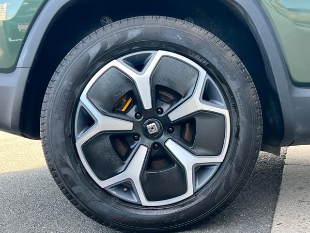 Used 2024 Rivian R1S Adventure image 9