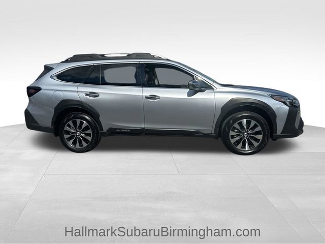Used 2024 Subaru Outback Touring image 2