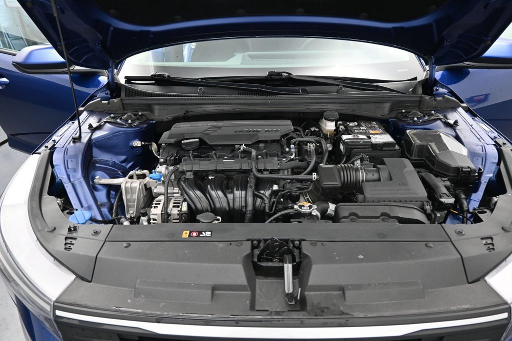 Certified 2025 Kia K4 FWD image 12