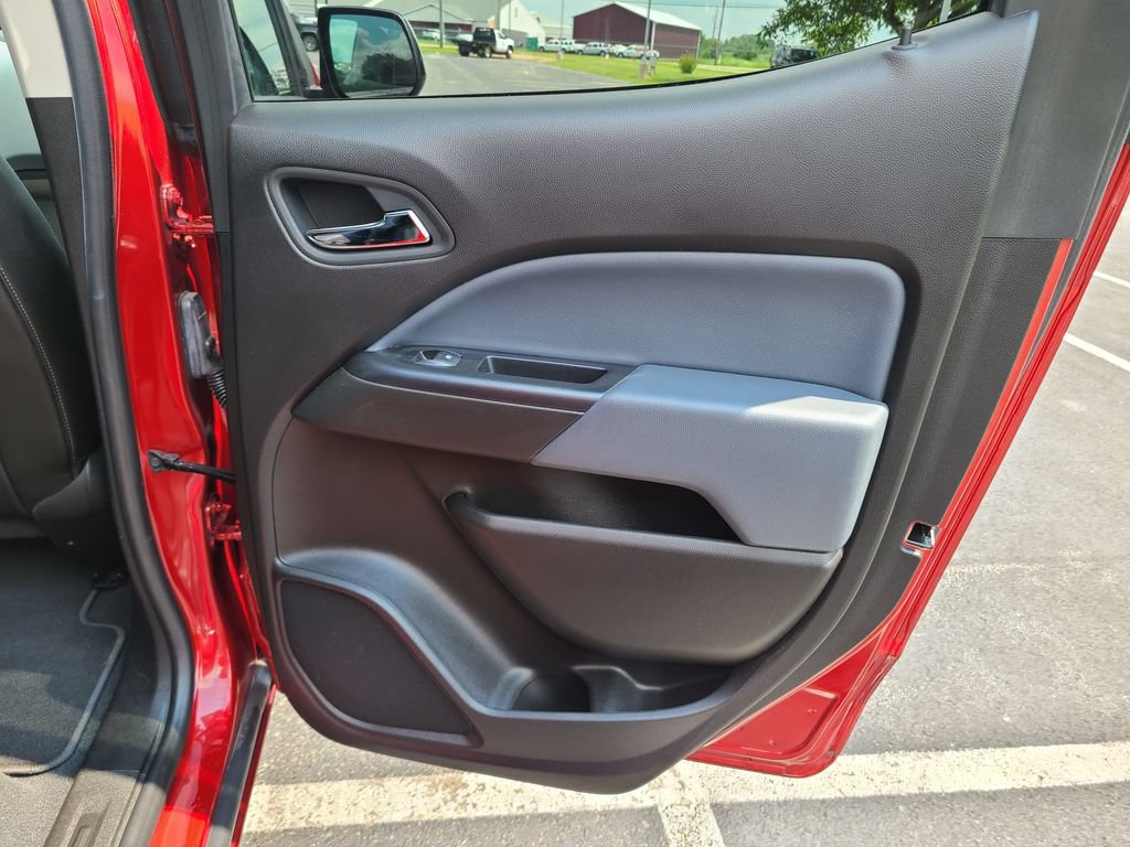 Used 2021 Chevrolet Colorado Z71 AWD/4WD image 13