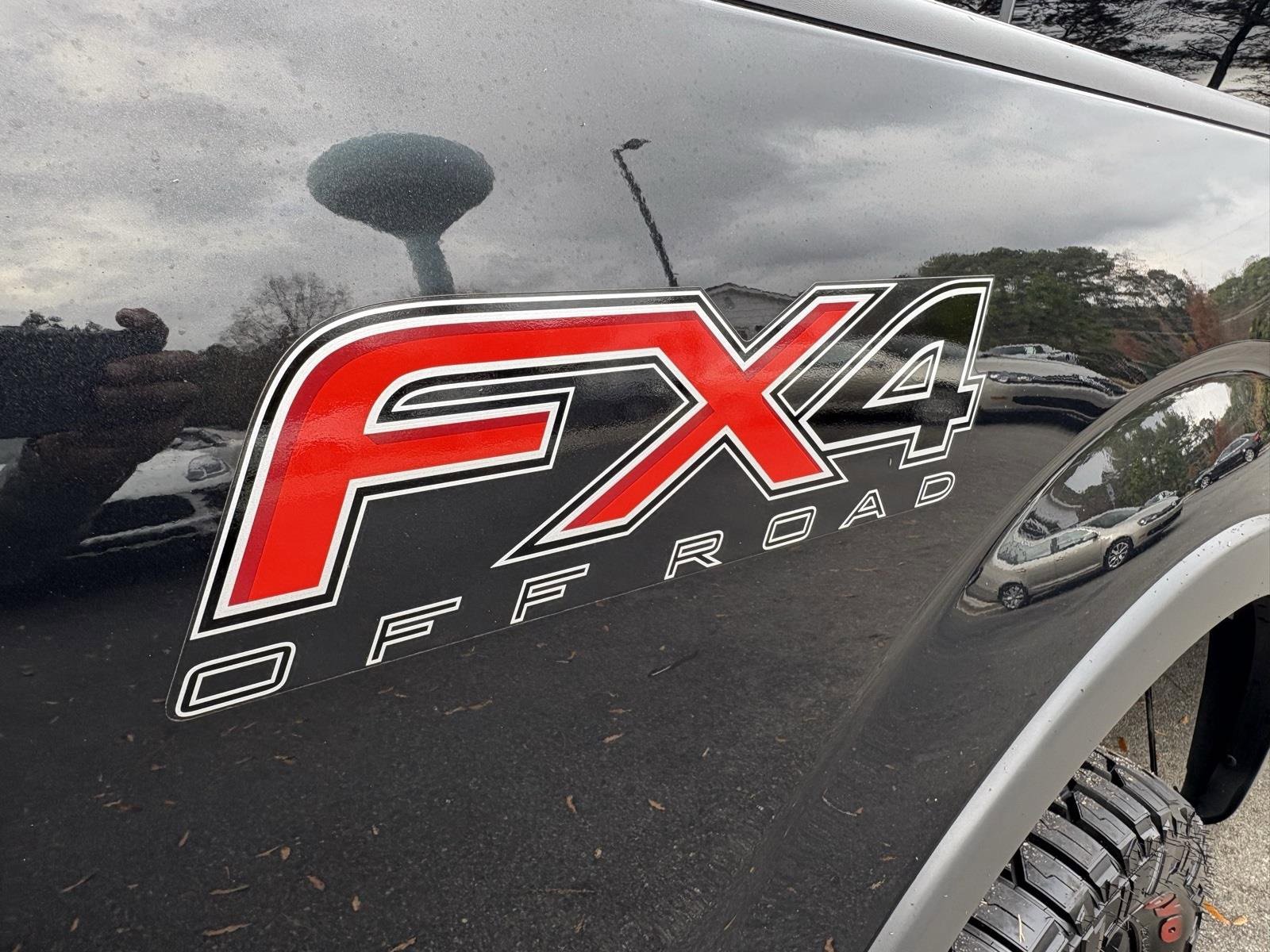 Used 2014 Ford F150 FX4 w/ Equipment Group 402A Luxury image 12