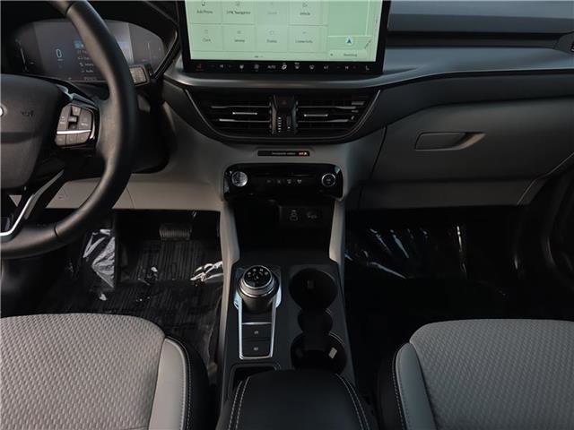 Used 2025 Ford Escape PHEV Front-Wheel Drive image 11