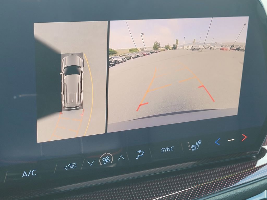 New 2026 Chevrolet Traverse Z71 w/ Enhanced Driving Package image 15