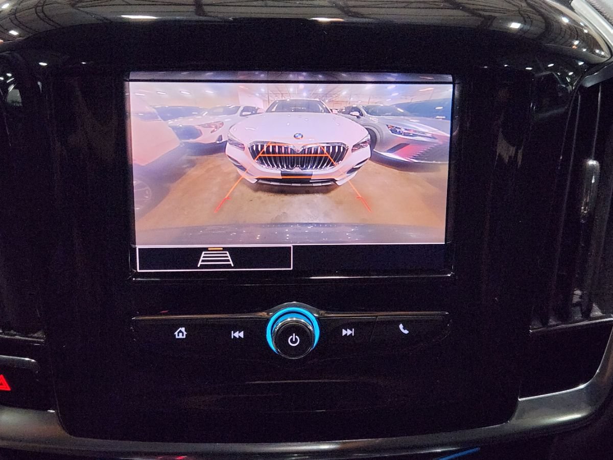 Used 2021 Chevrolet Traverse LS w/ LPO, Floor Liner Package FWD image 26