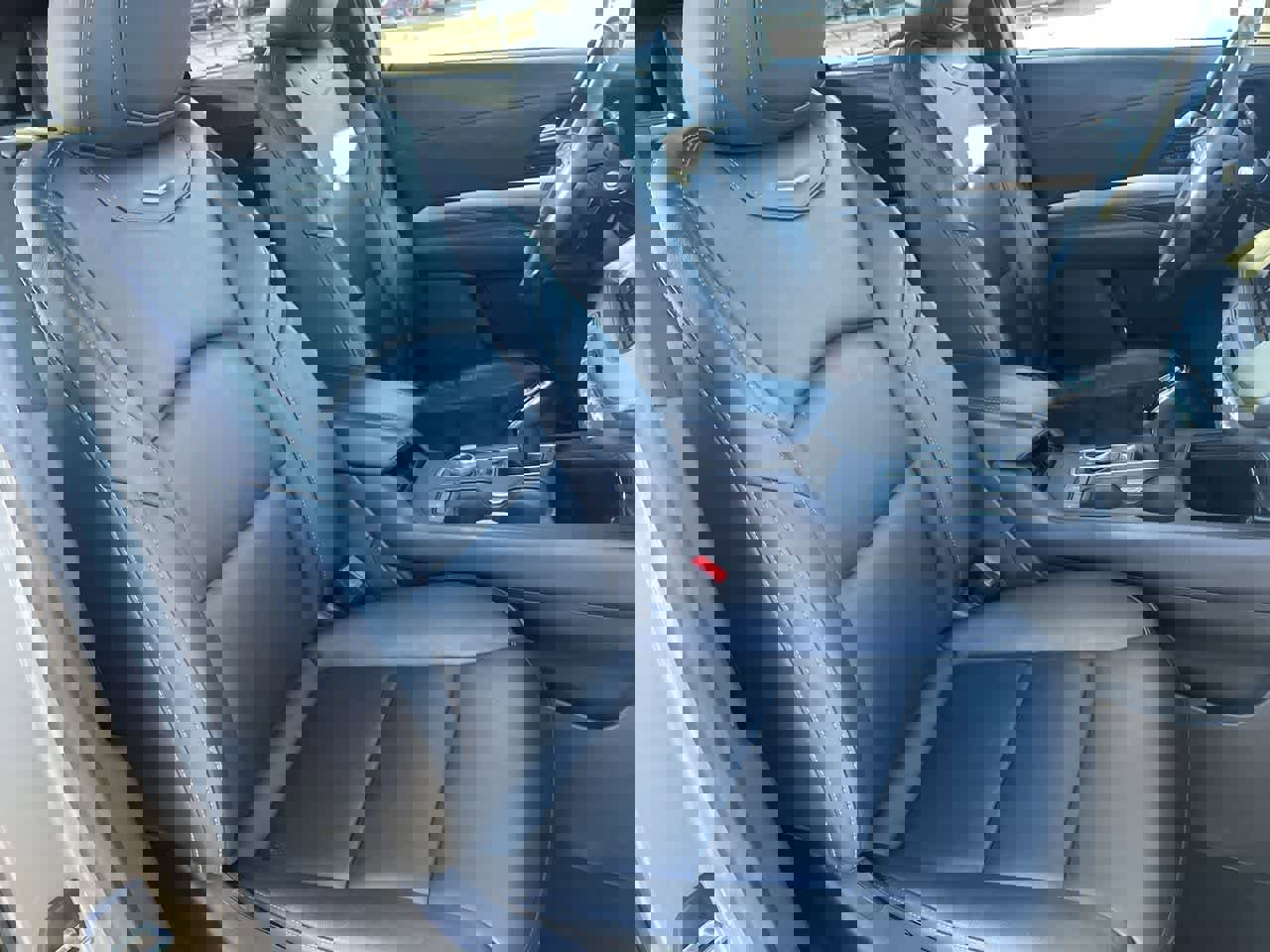 Certified 2023 Cadillac XT4 Premium Luxury w/ Technology Package image 14