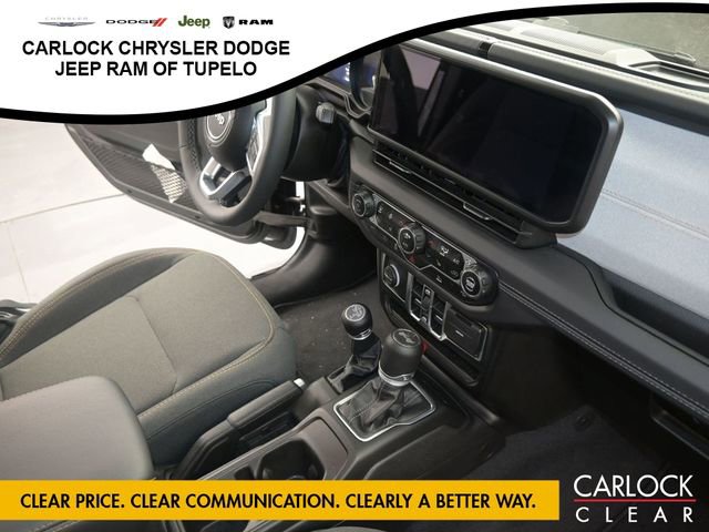 Used 2025 Jeep Wrangler Sahara image 38