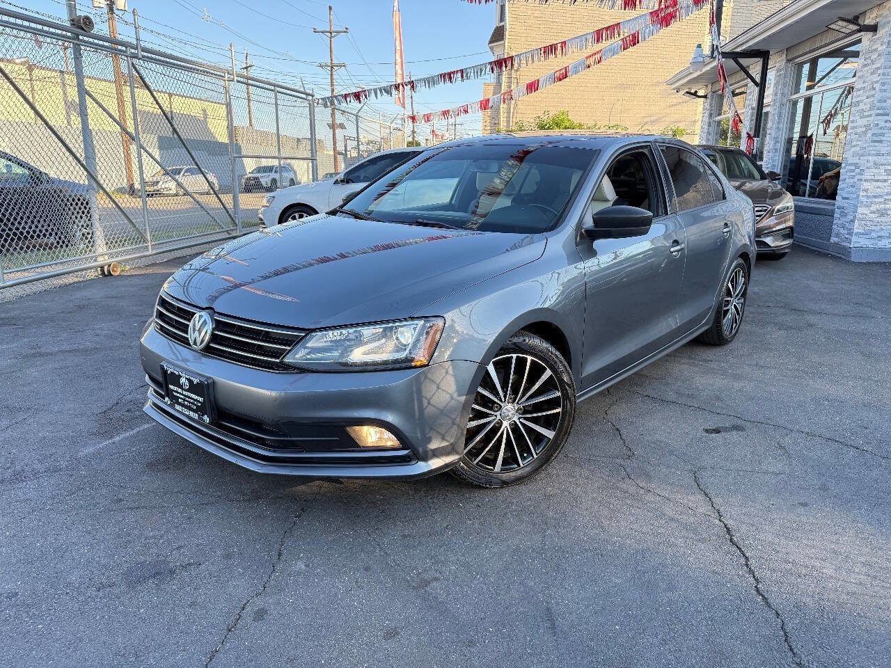 Used 2016 Volkswagen Jetta Sport w/ Lighting Package image 1