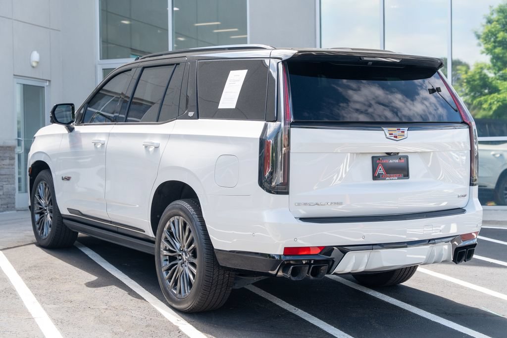 Used 2023 Cadillac Escalade V AWD/4WD image 17