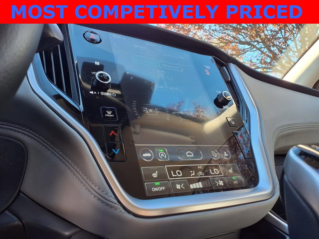 Used 2024 Subaru Outback Premium image 15