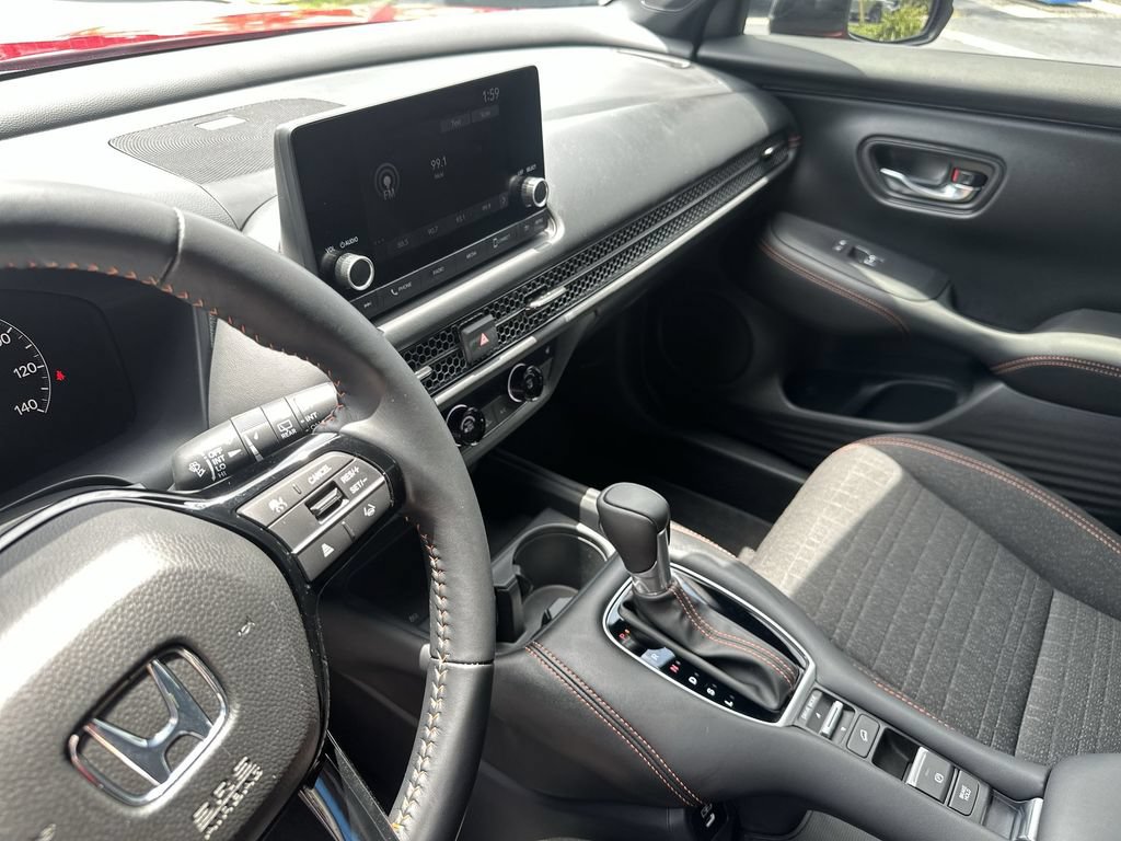 Used 2025 Honda HR-V Sport image 24