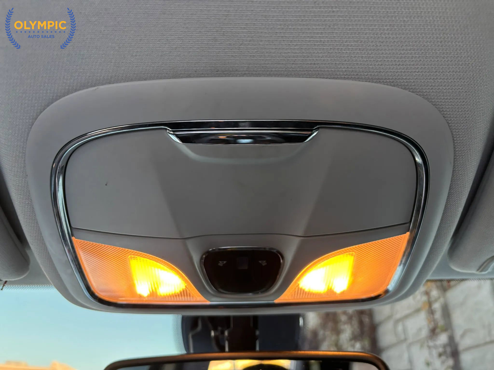 Used 2019 Jeep Cherokee Limited image 35