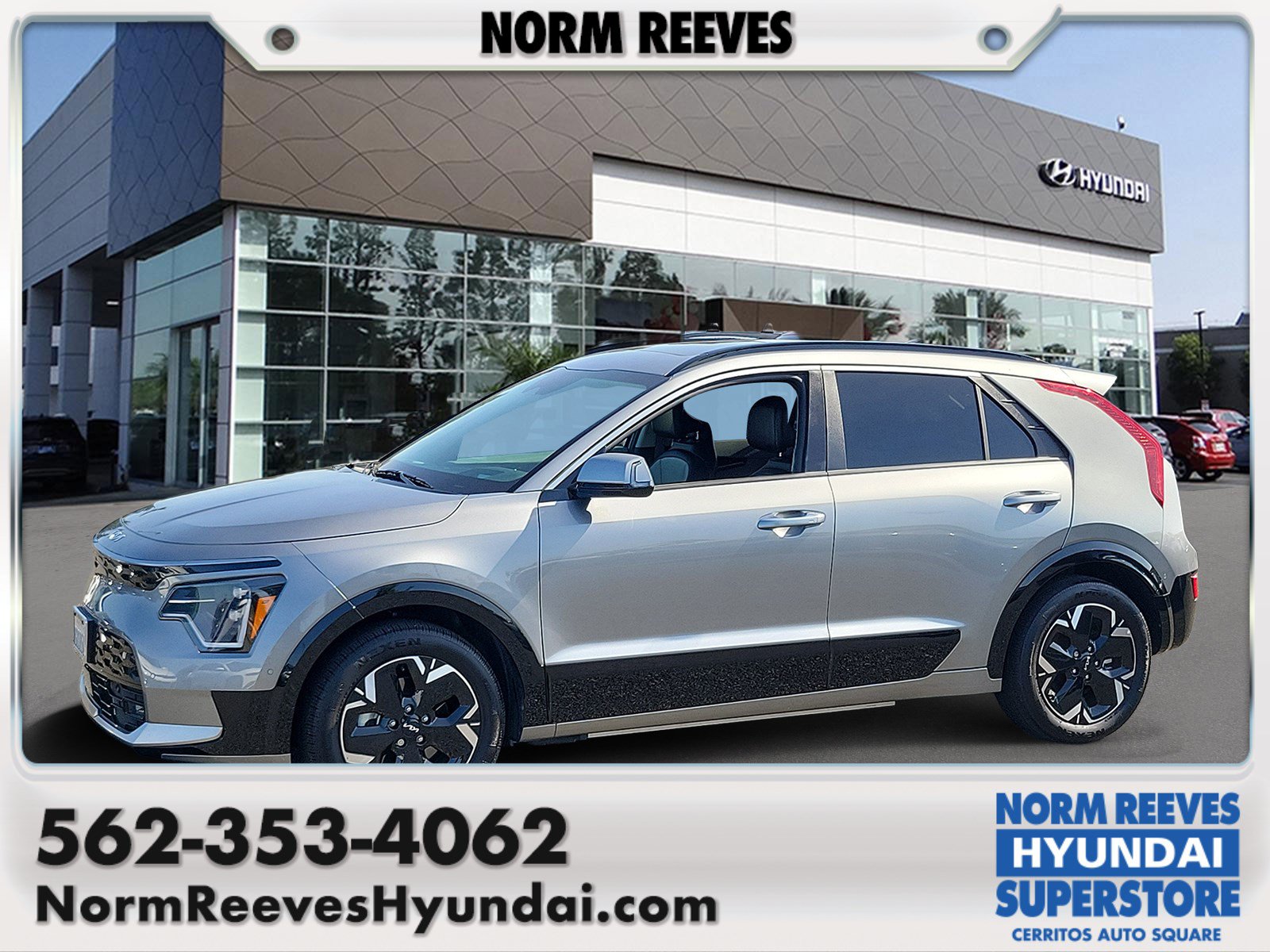 Used 2023 Kia Niro Wave FWD image 1