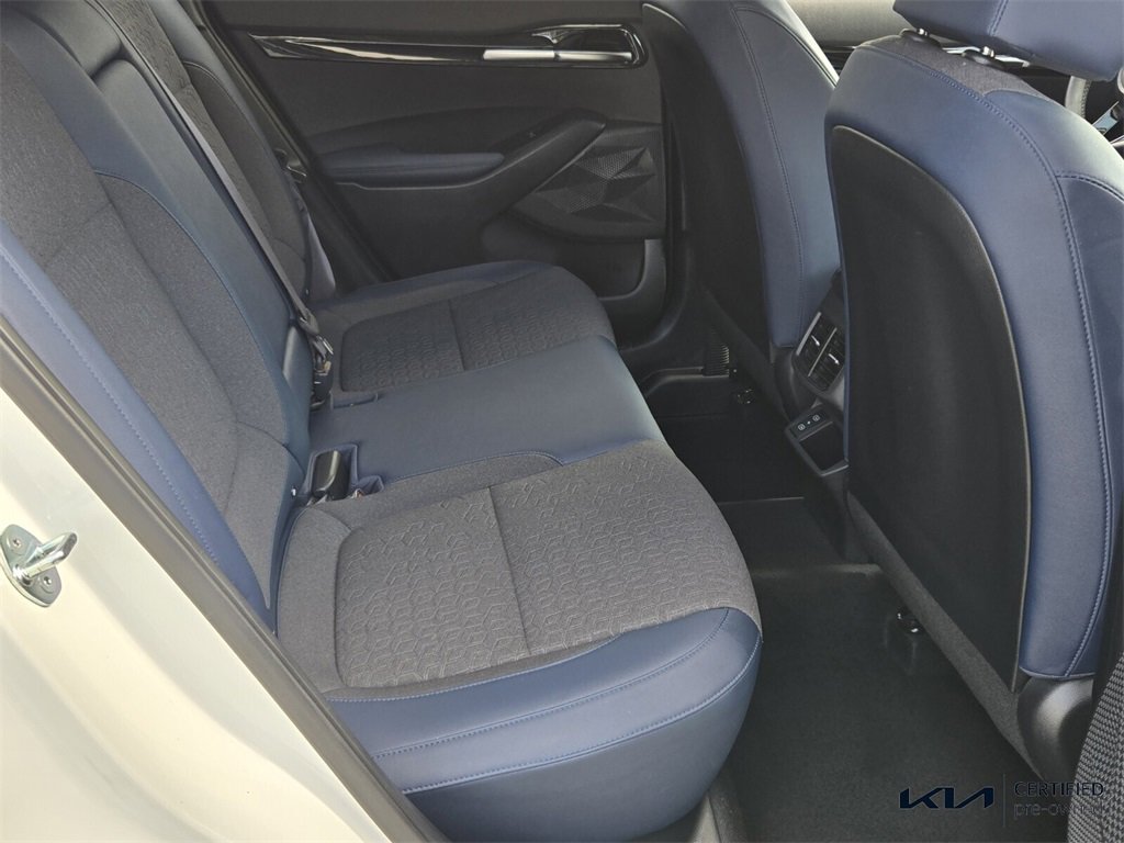 Certified 2024 Kia Seltos S image 17