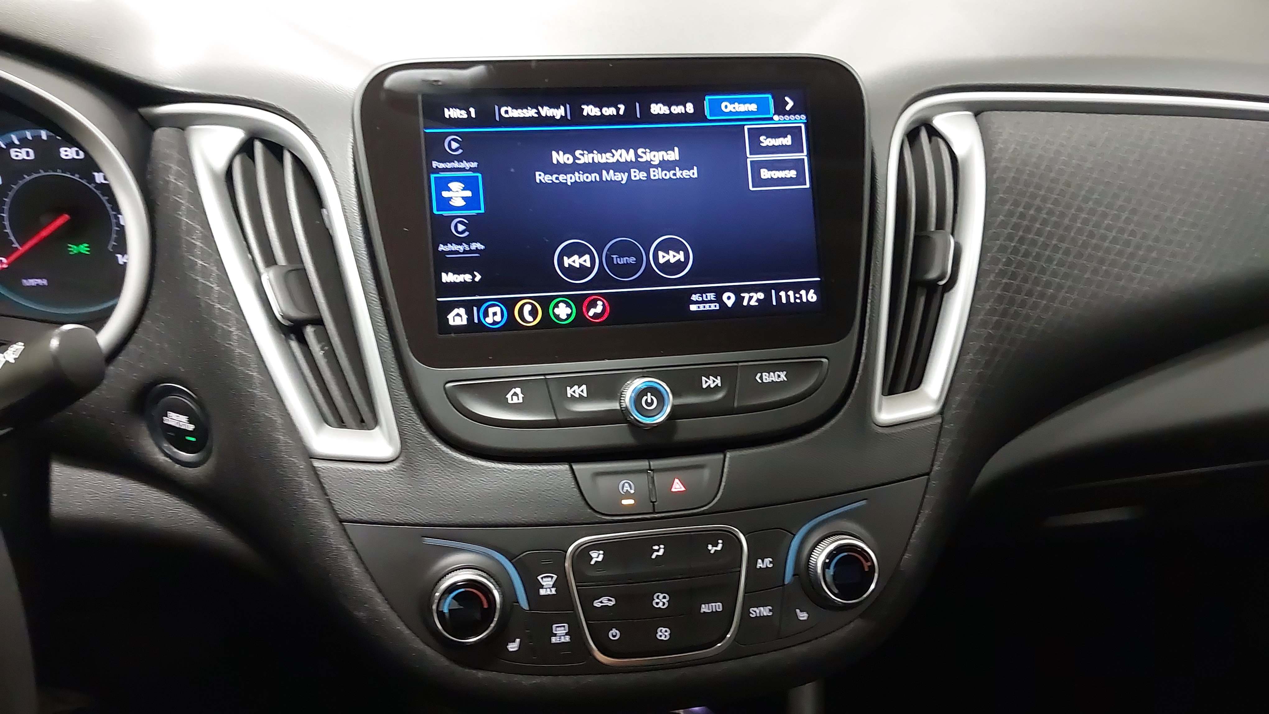 Used 2024 Chevrolet Malibu LT FWD image 20