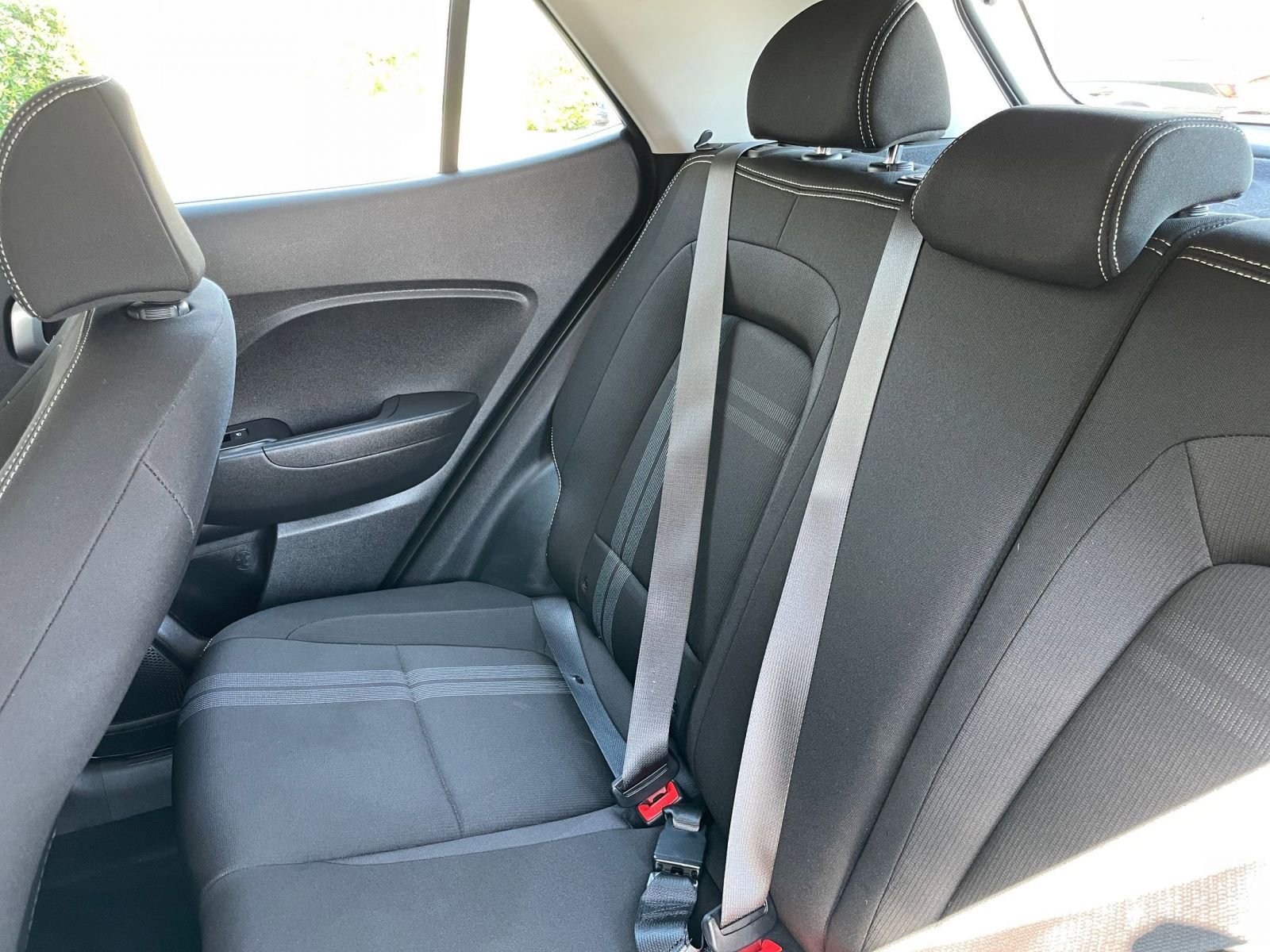 Used 2025 Hyundai Venue SEL image 40