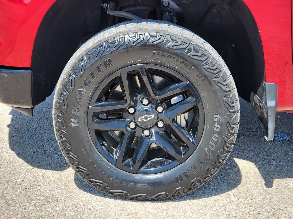 Used 2023 Chevrolet Silverado 1500 LT Trail Boss AWD/4WD image 10