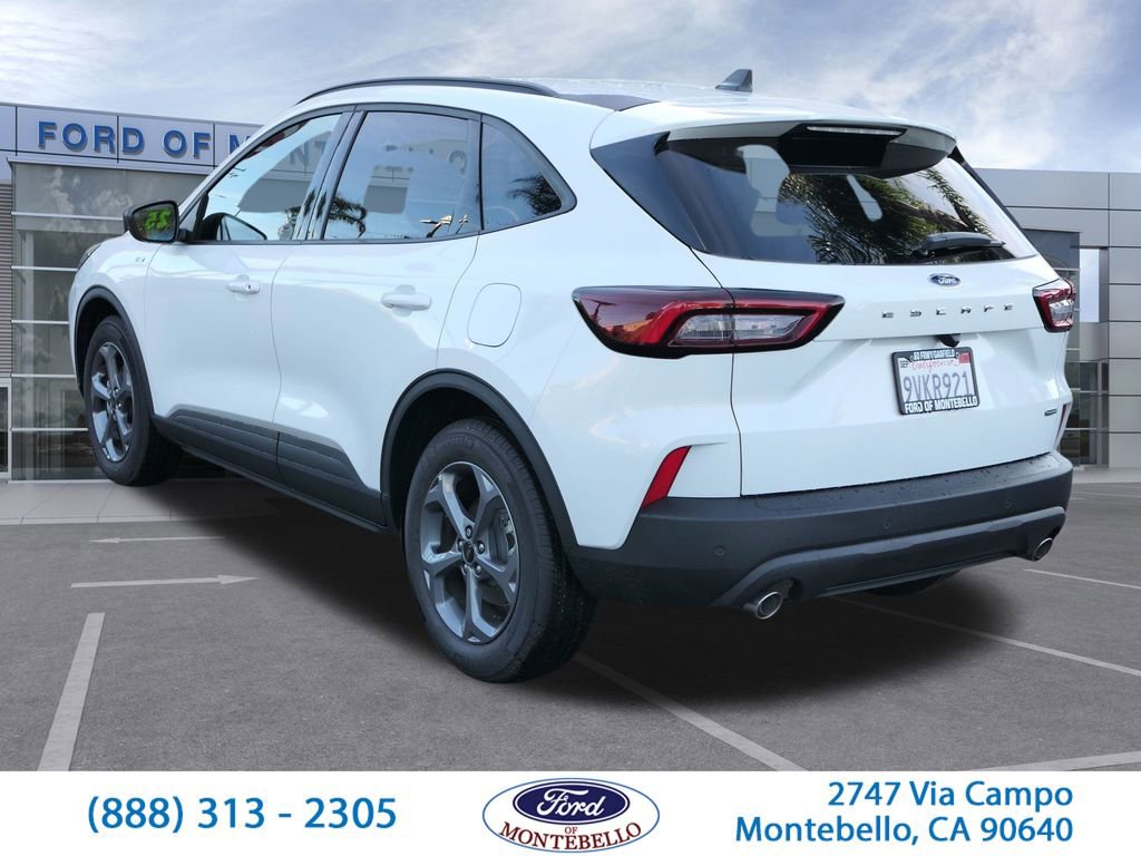 Used 2025 Ford Escape ST-Line w/ Equipment Group 301A image 7