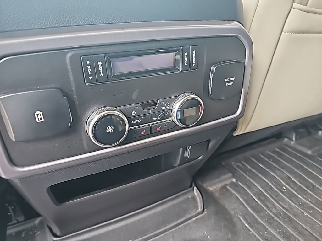 Used 2018 Ford Expedition Platinum image 41