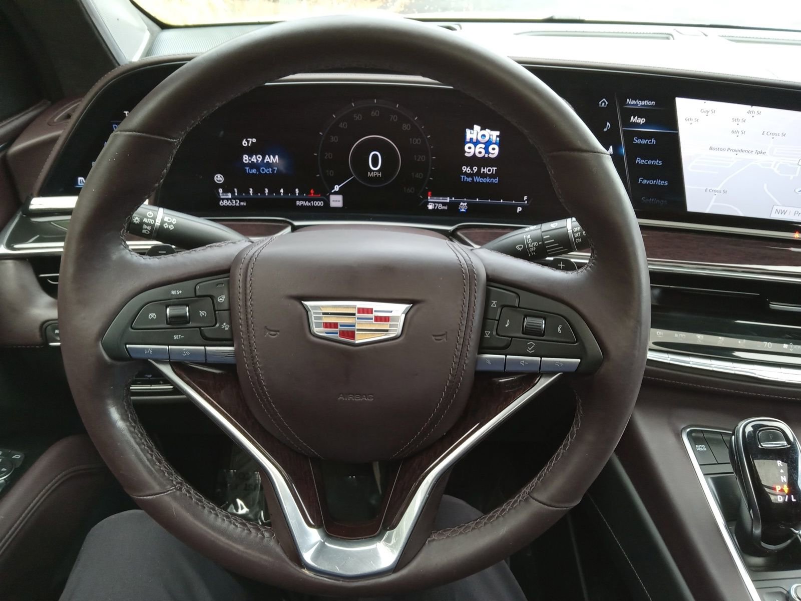 Used 2021 Cadillac Escalade Sport Platinum image 9