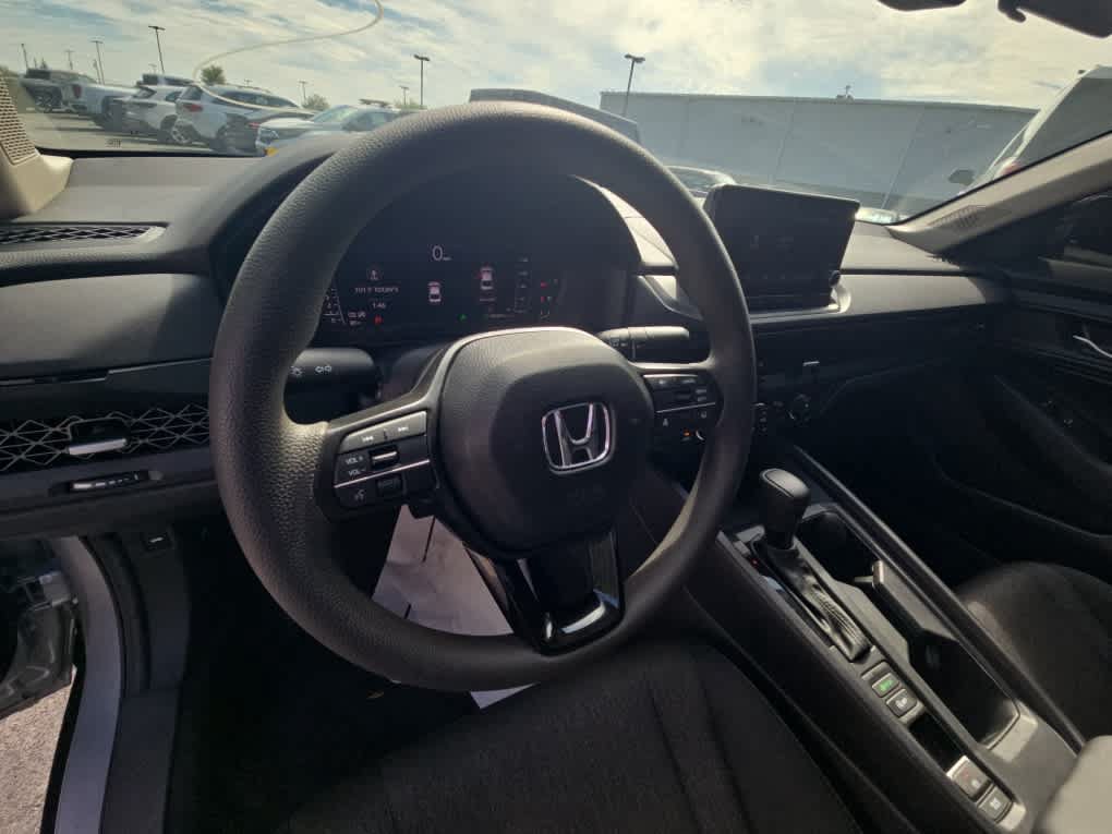 Certified 2025 Honda Accord SE image 16