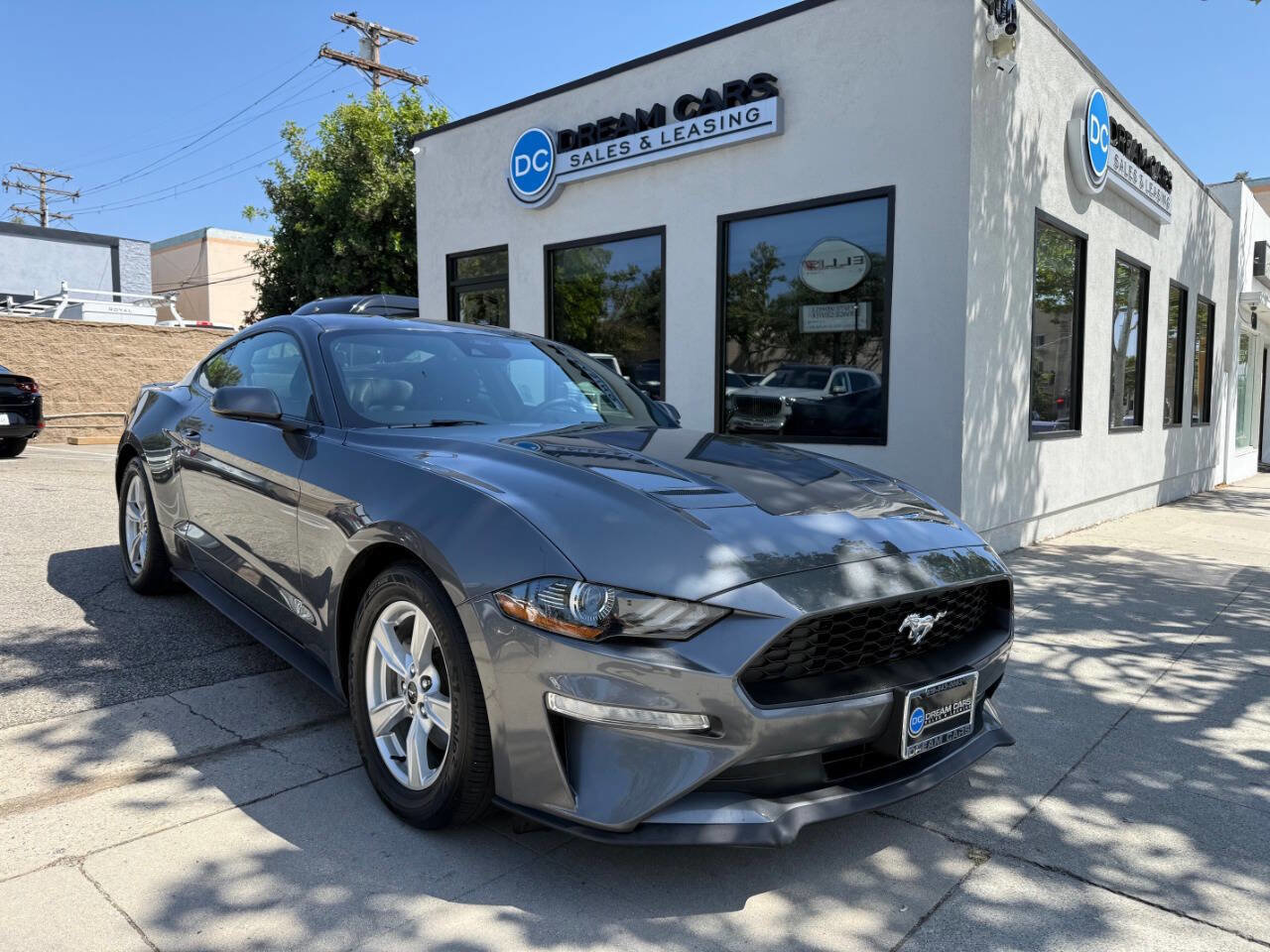 Used 2023 Ford Mustang Coupe RWD image 2